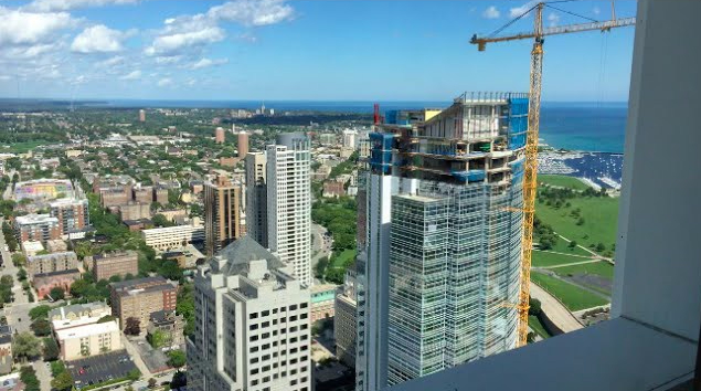 Tour of Milwaukee w/ the DJI Osmo&nbsp;Mobile